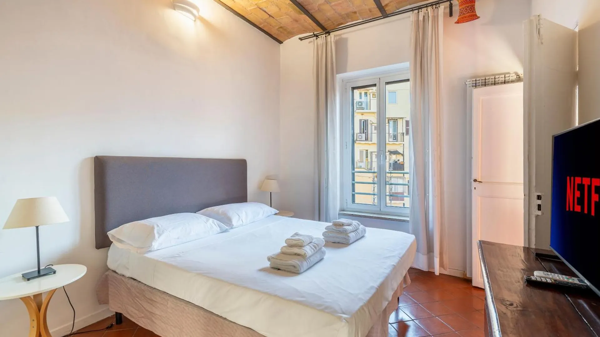 Maison Colosseo روما